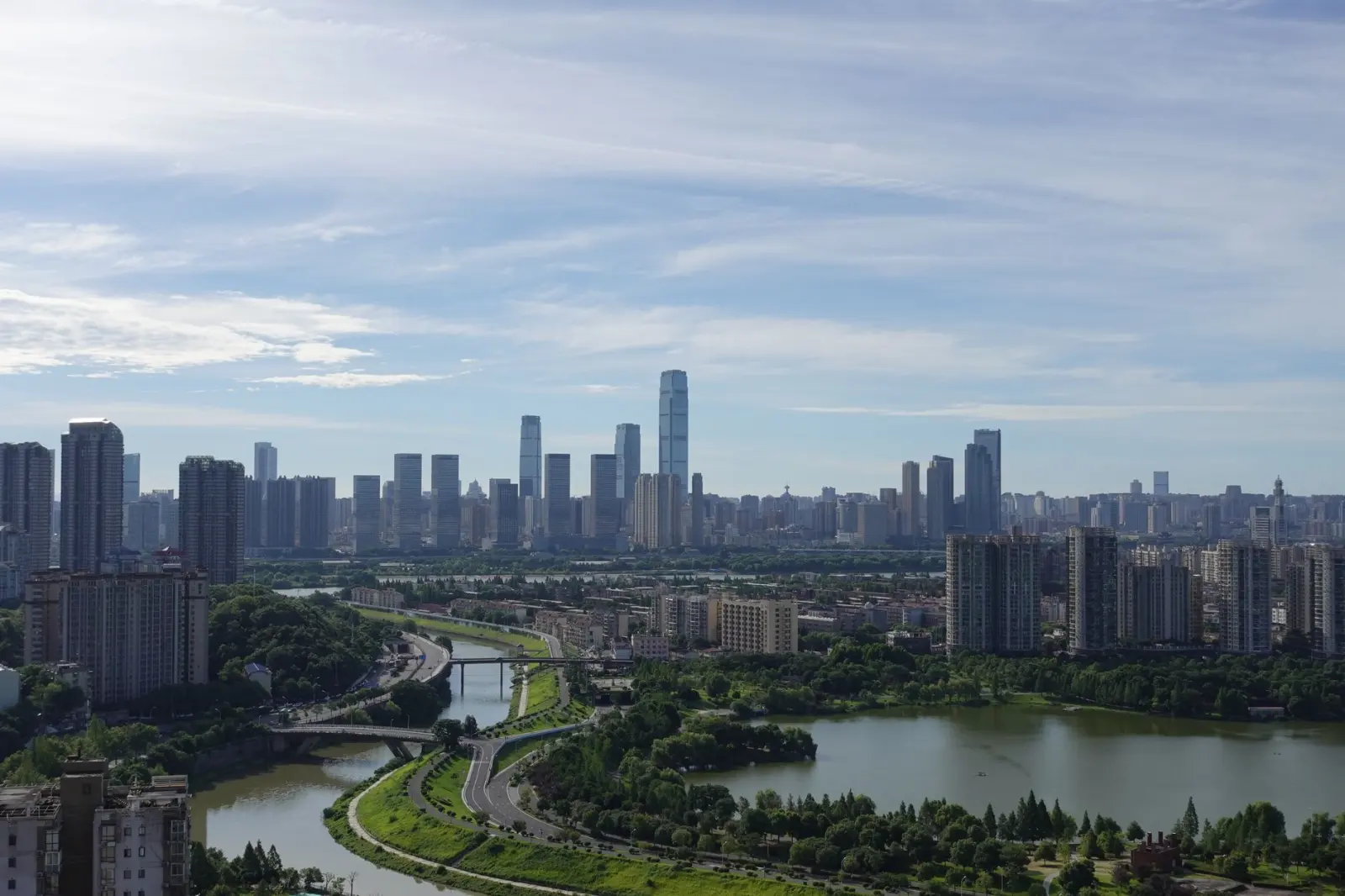 趣联互娱休闲游戏开发平台技术架构与性能优势解析